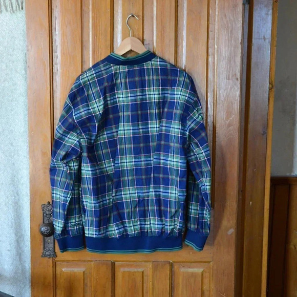 CATALINA Golf  Pullover - Picture 3 of 12